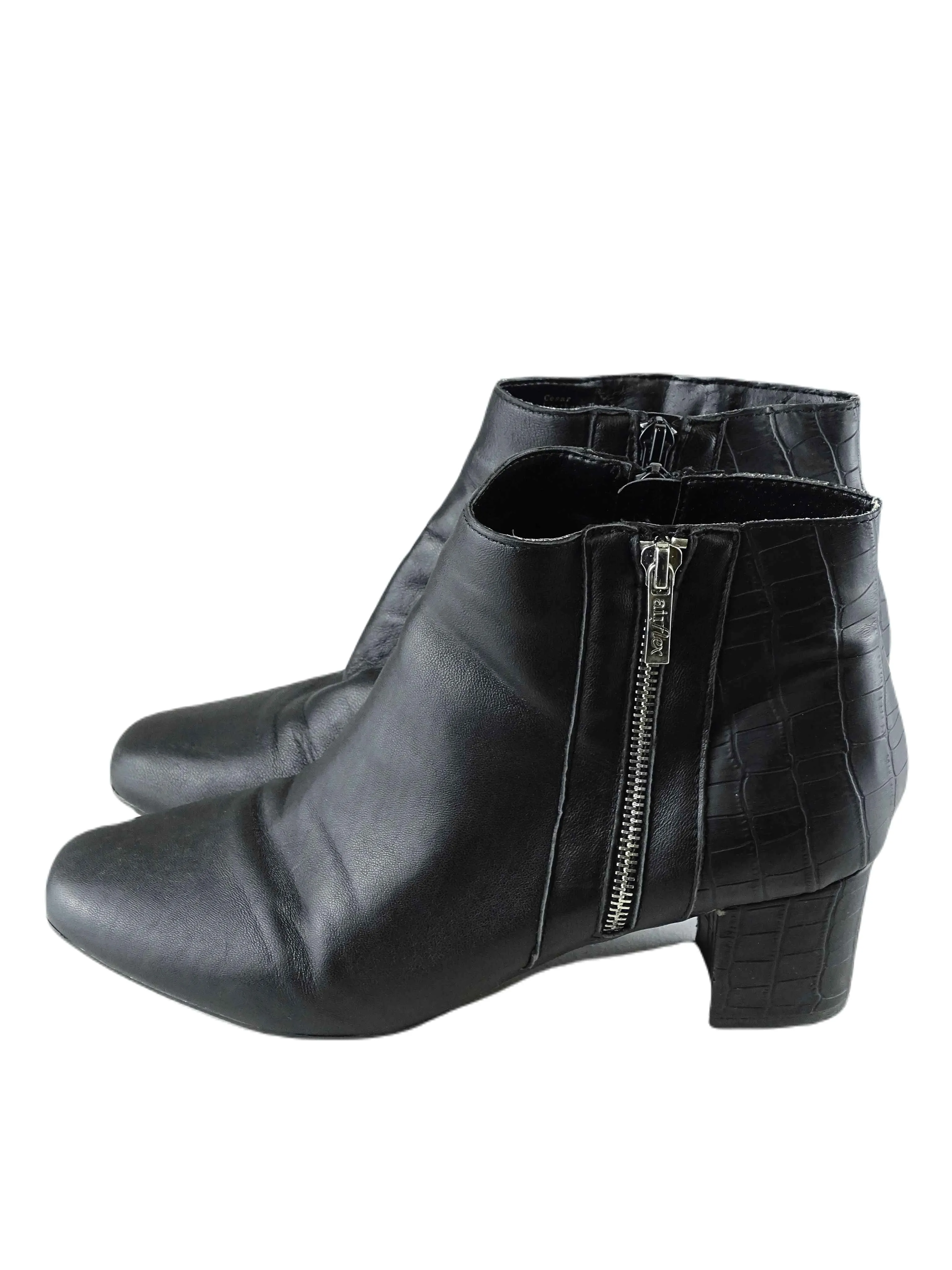 Airflex Black Ankle Boots AU/US 9 (EU 40)