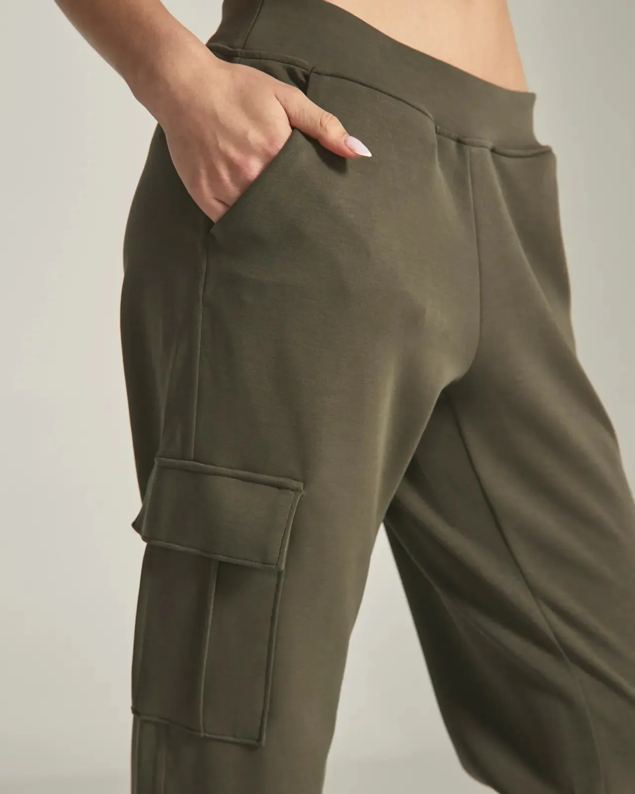 Rev Cargo Jogger (7 Diamonds)